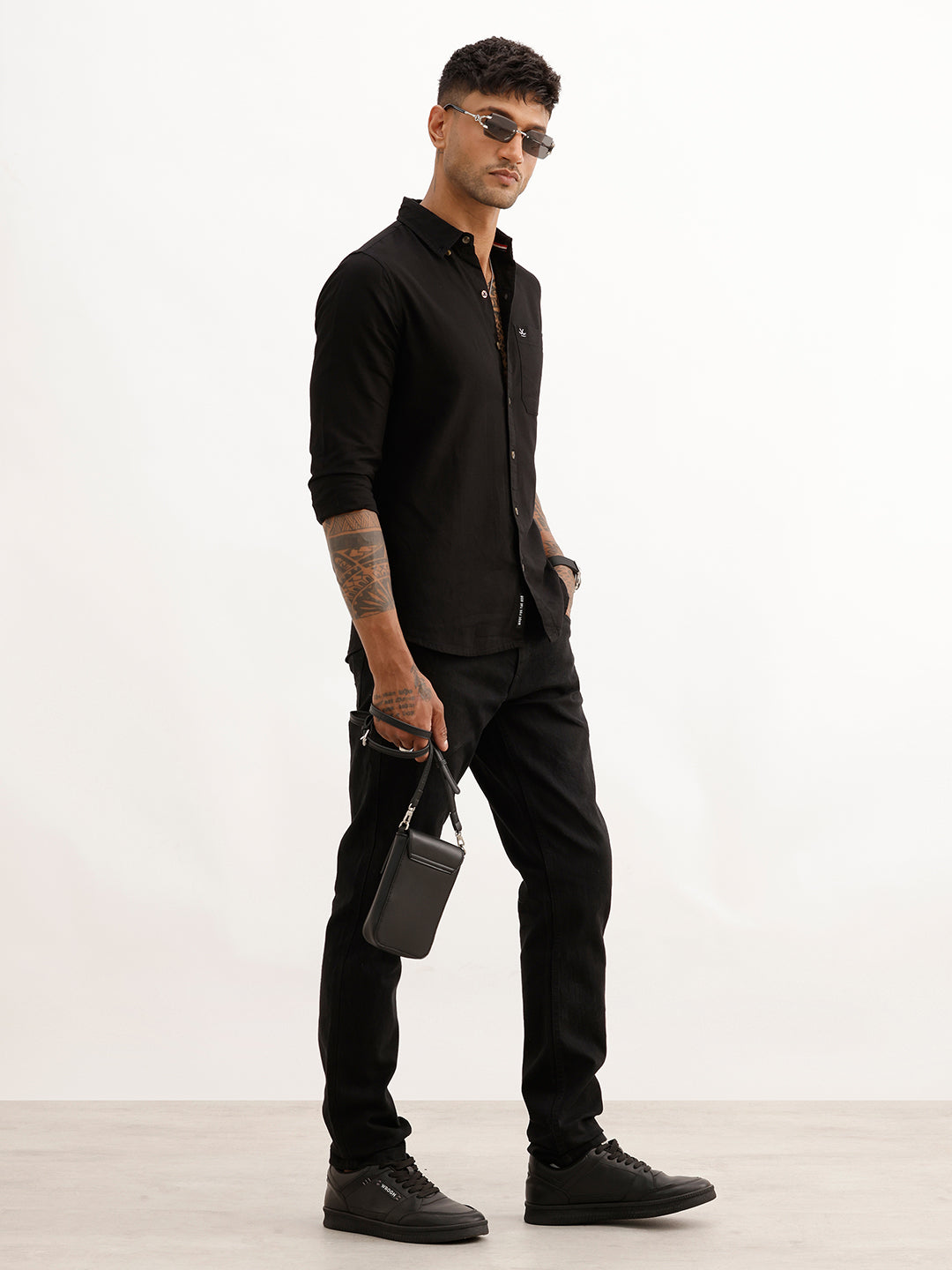Solid Regular Fit Full Sleeve Shirt | Black