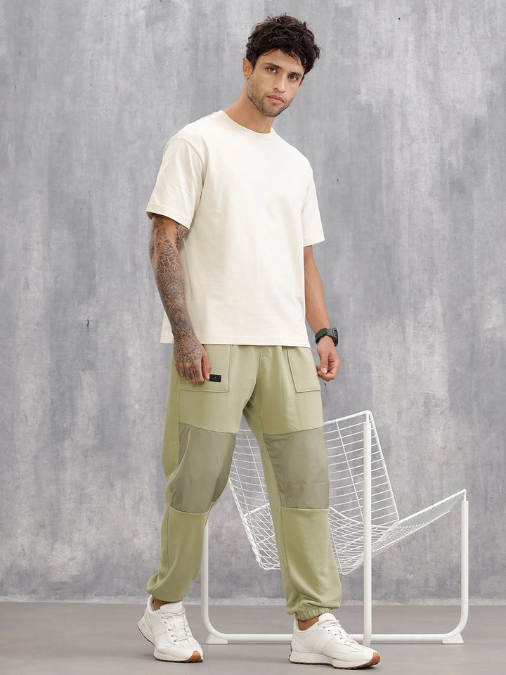 Tonal Colourblock Comfort Fit Jogger | Olive