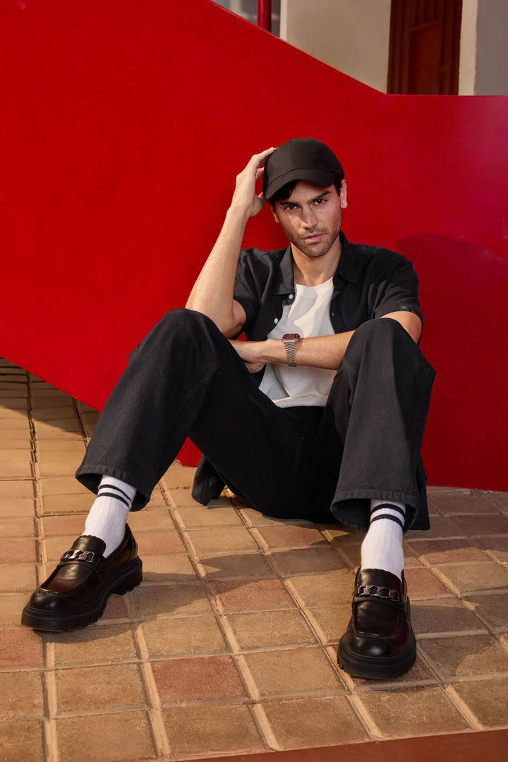 Solid Loose Fit Jeans | Black