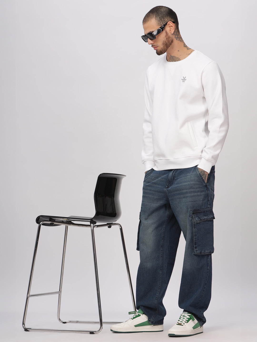 Solid White Pullover Sweatshirt