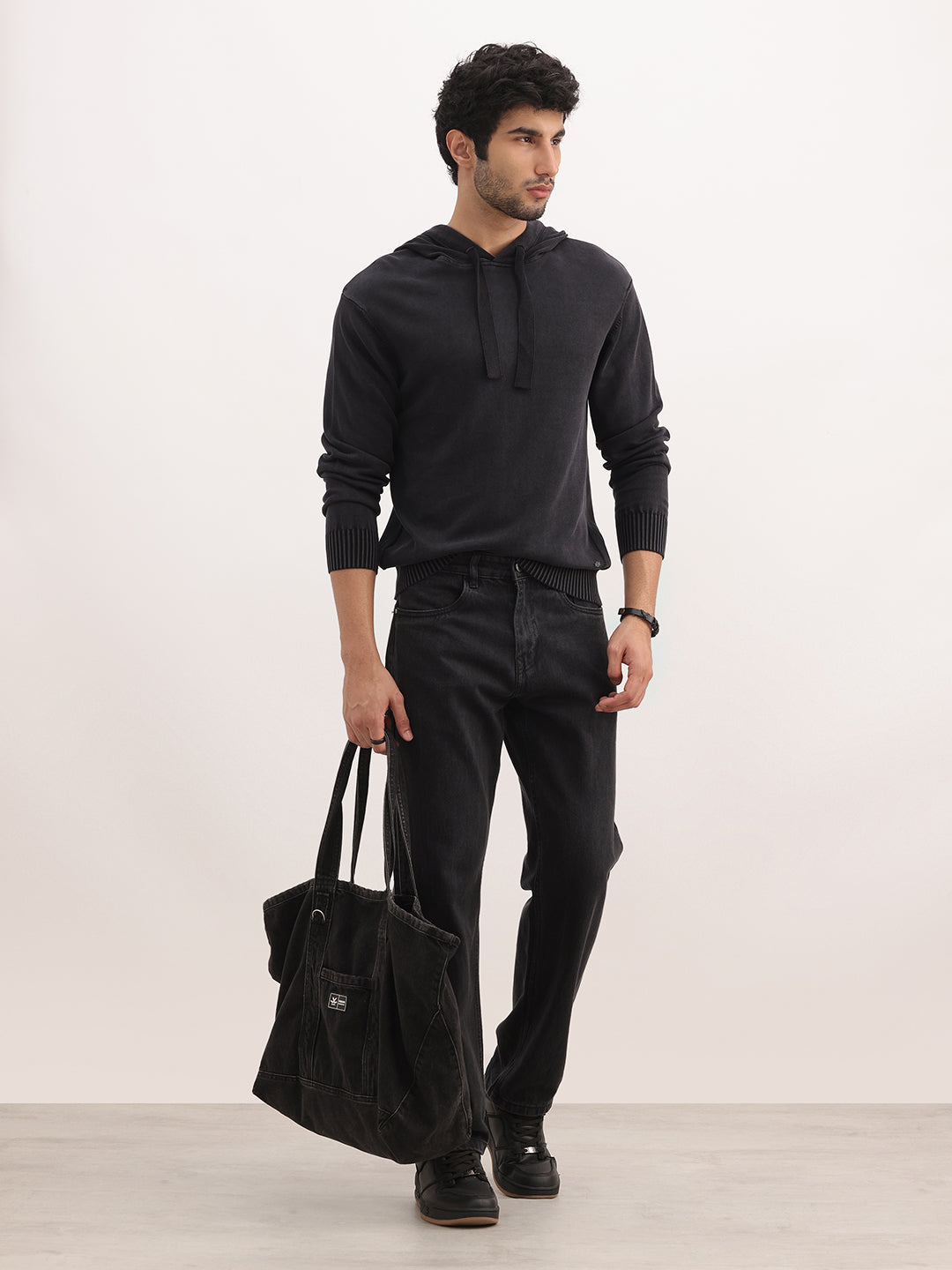 Solid Comfort Fit Hooded Sweater | Black