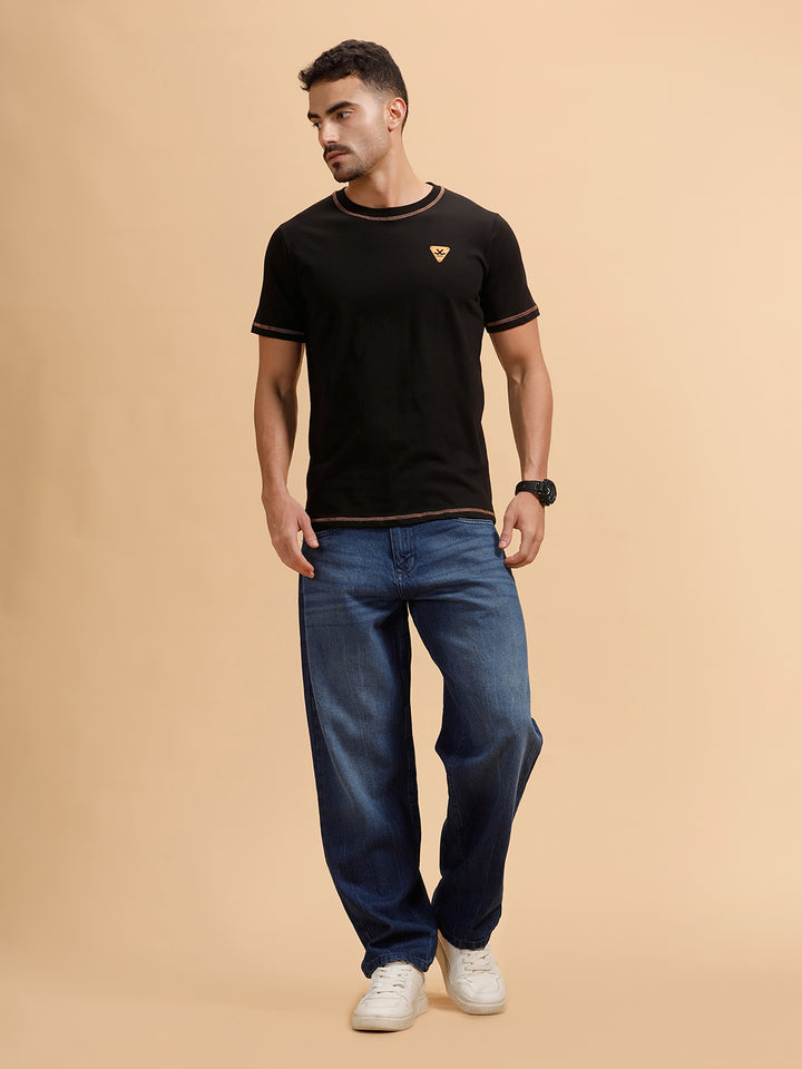 Stitch Detail Short Sleeve T-Shirt | Black