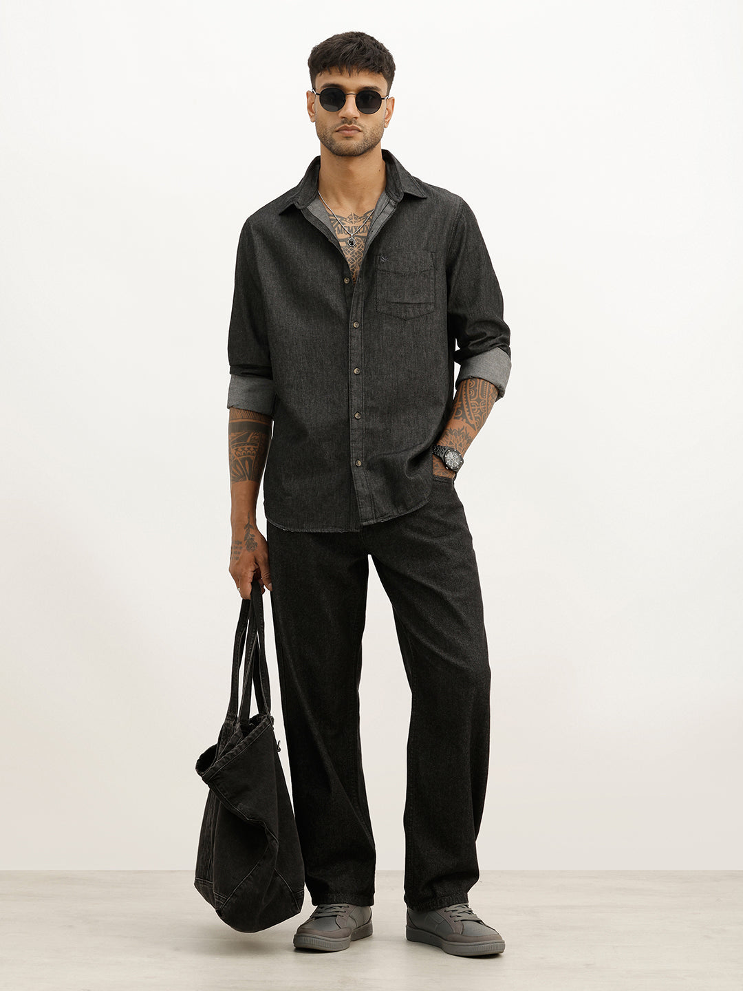 Solid Slim Fit Full Sleeve Shirt | Black