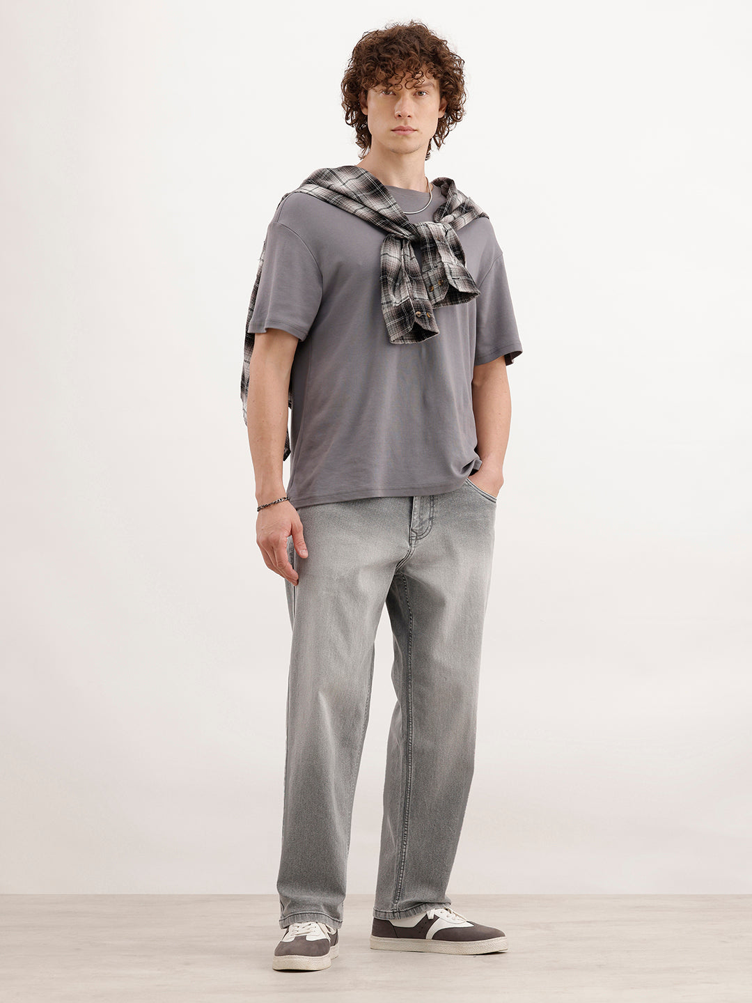 Loose Fit Faded Denim Jeans  | Grey
