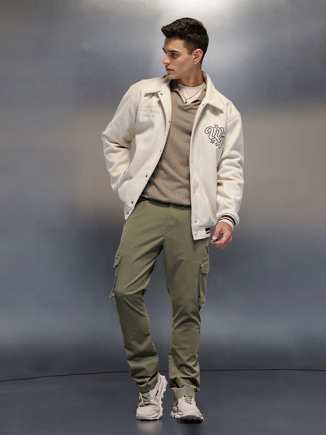 Men's straight fit trouser with cargo pockets | Olive