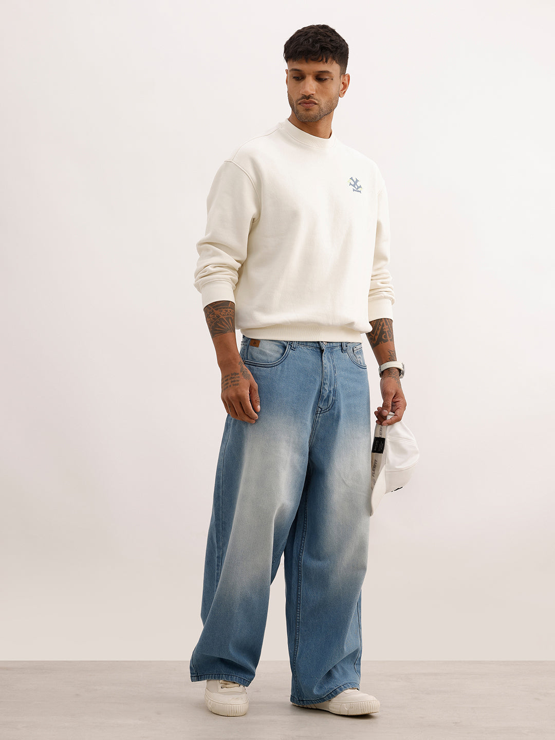 Oversized Puffer Back Printed Sweatshirt | Off White | WSS02FSOS7032S