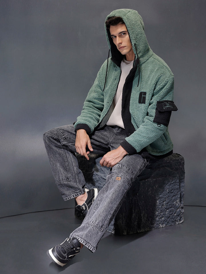 Men's casual jacket with contrast details, utility pocket and hoodie | Green