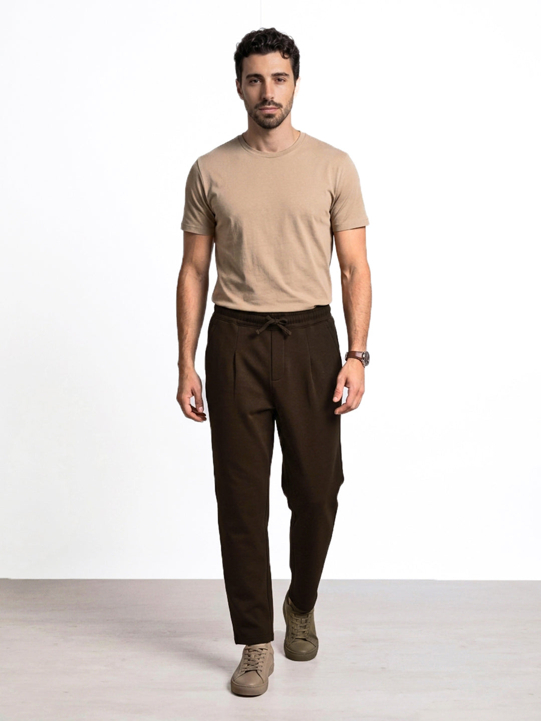 Solid Loose Fit Pleated Jogger | Brown