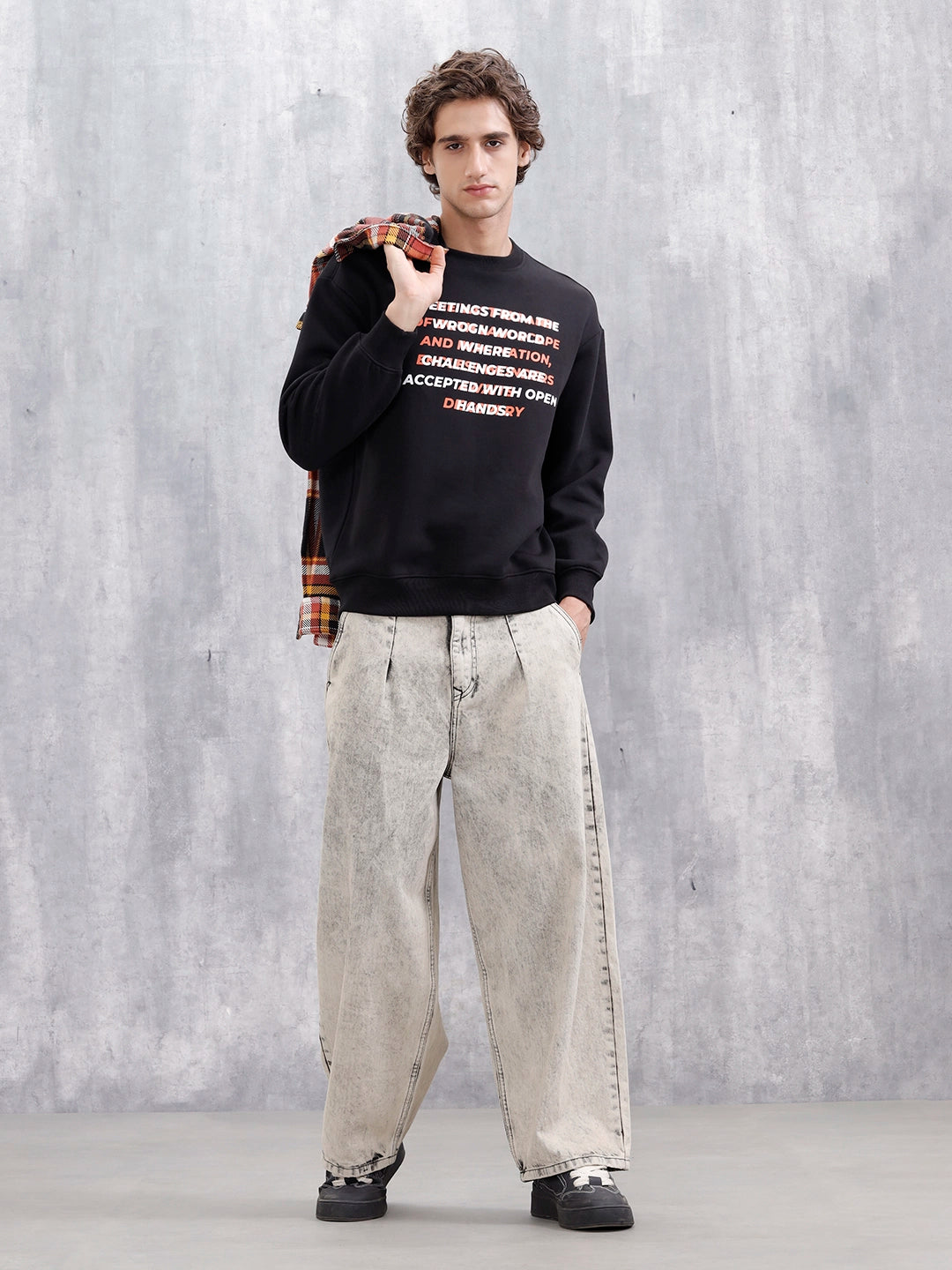 Graphic Printed Casual Sweatshirt For Men | Black