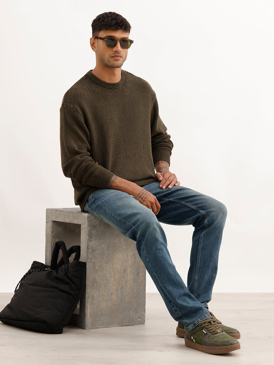 Comfort Fit Textured Knited Sweater | Olive