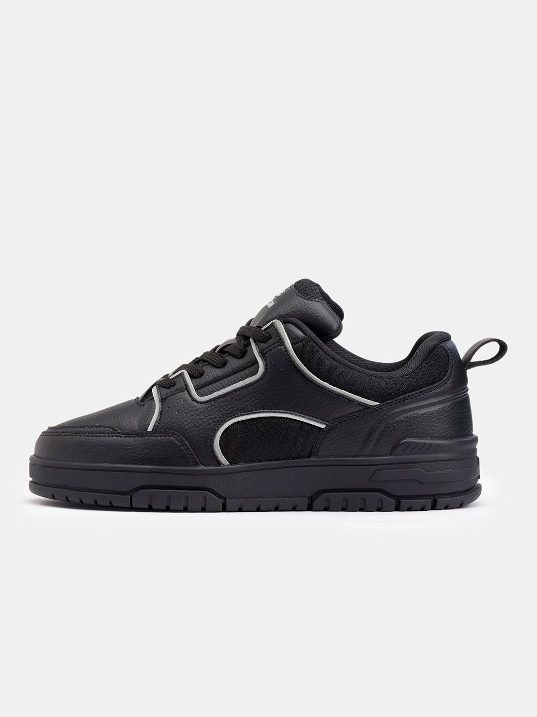 Sneakers | Greyhound Nightline