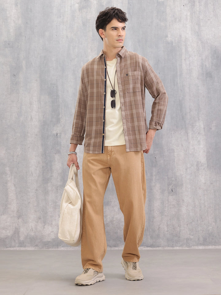 Slim Fit Checks Shirt With Inner Placket Contrast Detailing I Brown