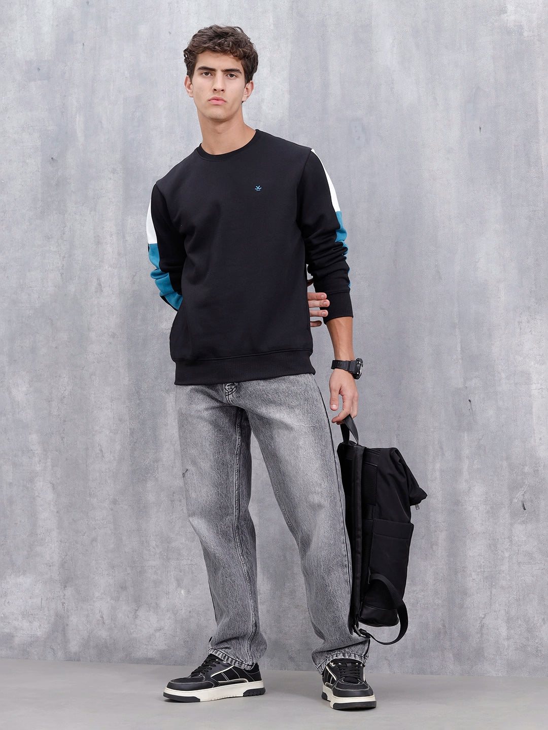 Solid Casual Slim Fit Sweatshirt | Black