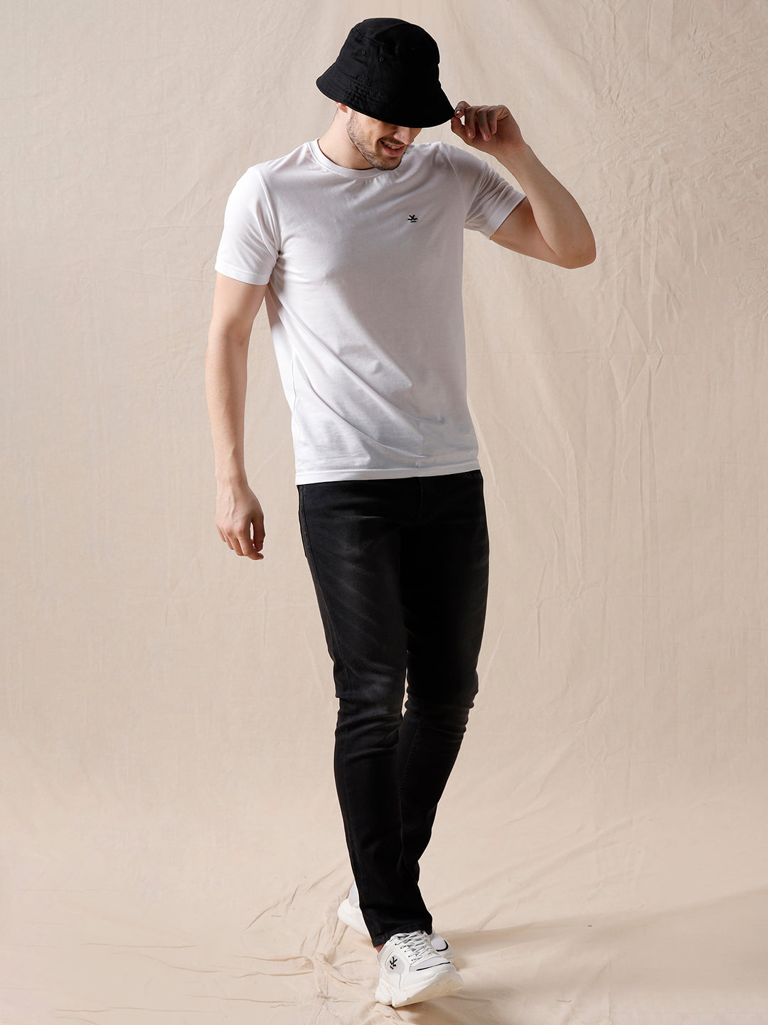 Solid Slim Fit Charcoal Jeans