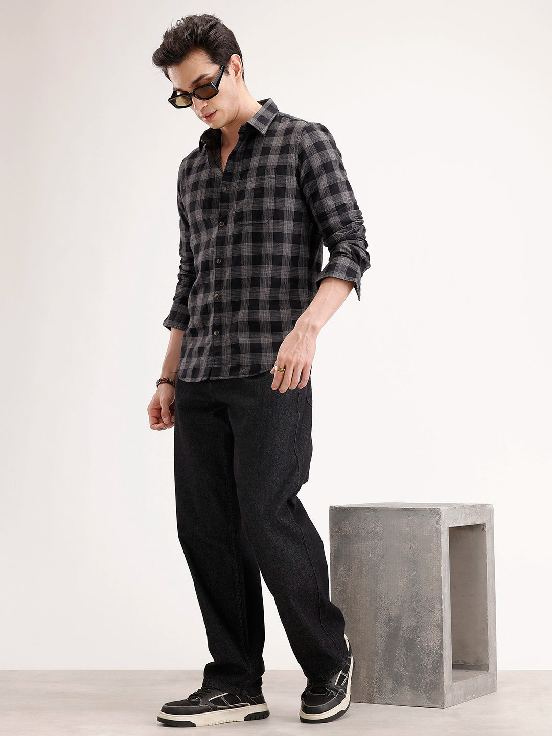 Loose Fit Denim Jeans | Black