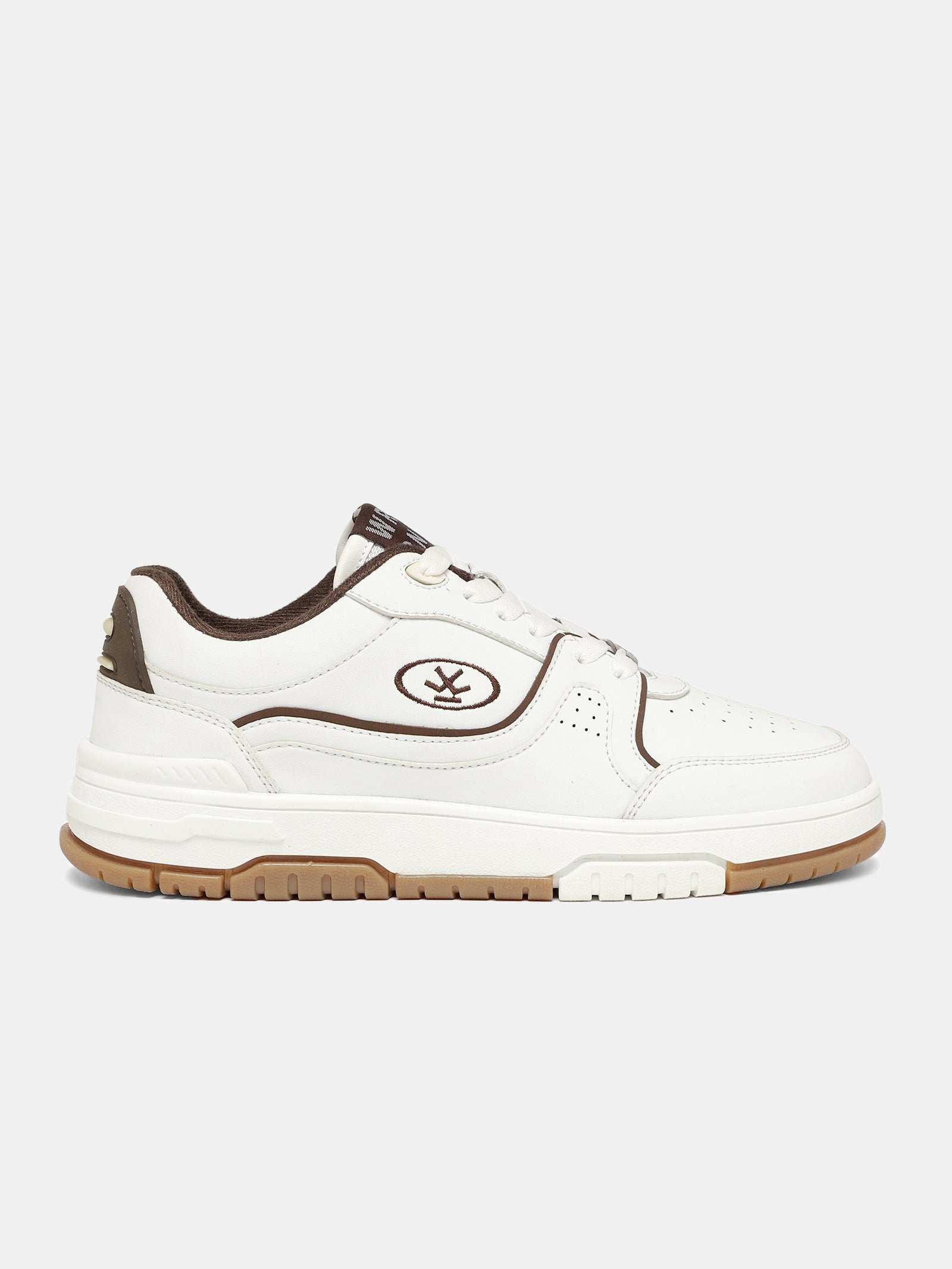 Sneakers  |  Greyhound Toast