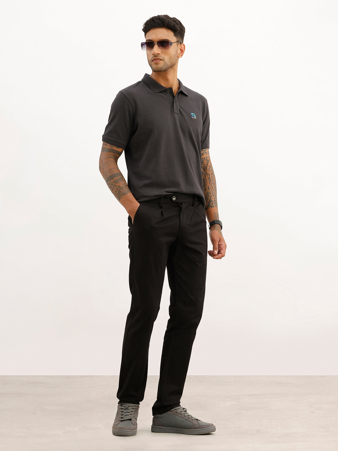 Solid Slim Fit Trouser | Black
