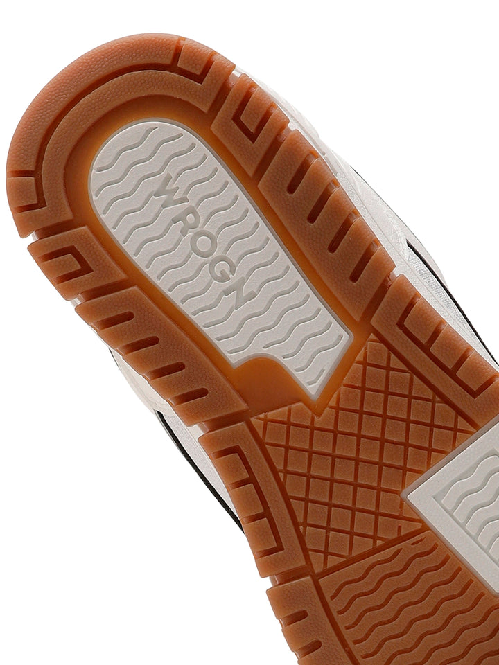 Sneakers  |  Greyhound Ace