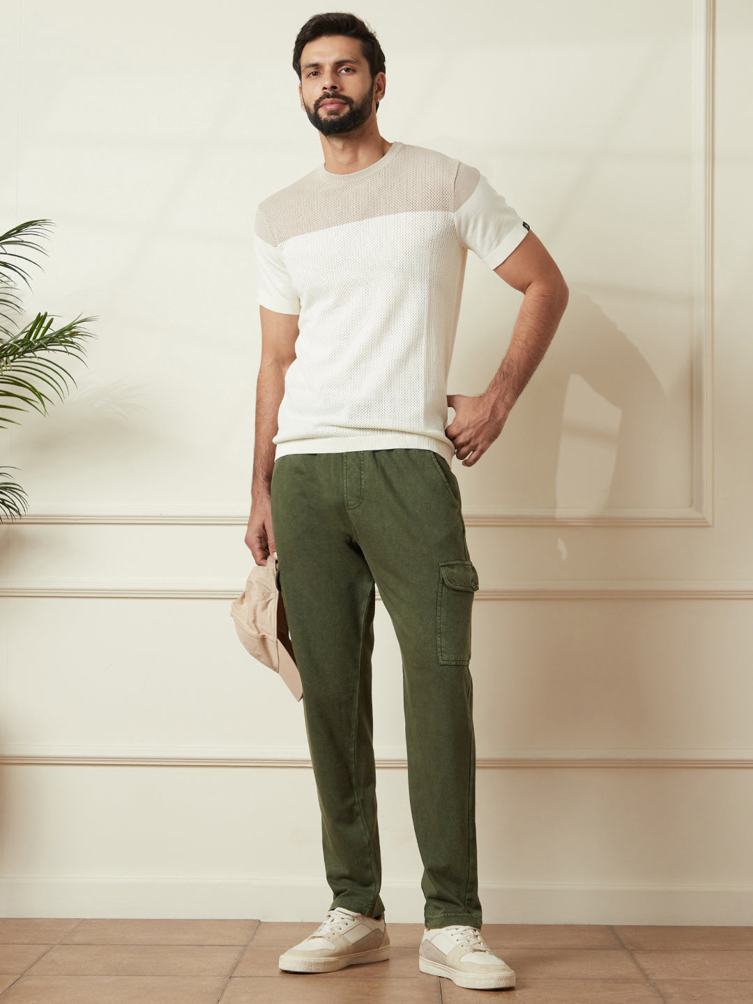 Classic Relaxed Fit Joggers in Olive