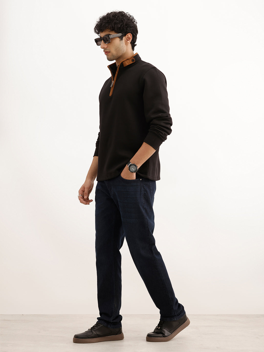 Solid Contrast Quarter Zipper Sweatshirt | Black