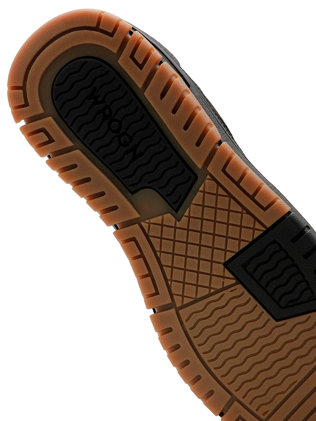 Sneakers  |  Greyhound Apex