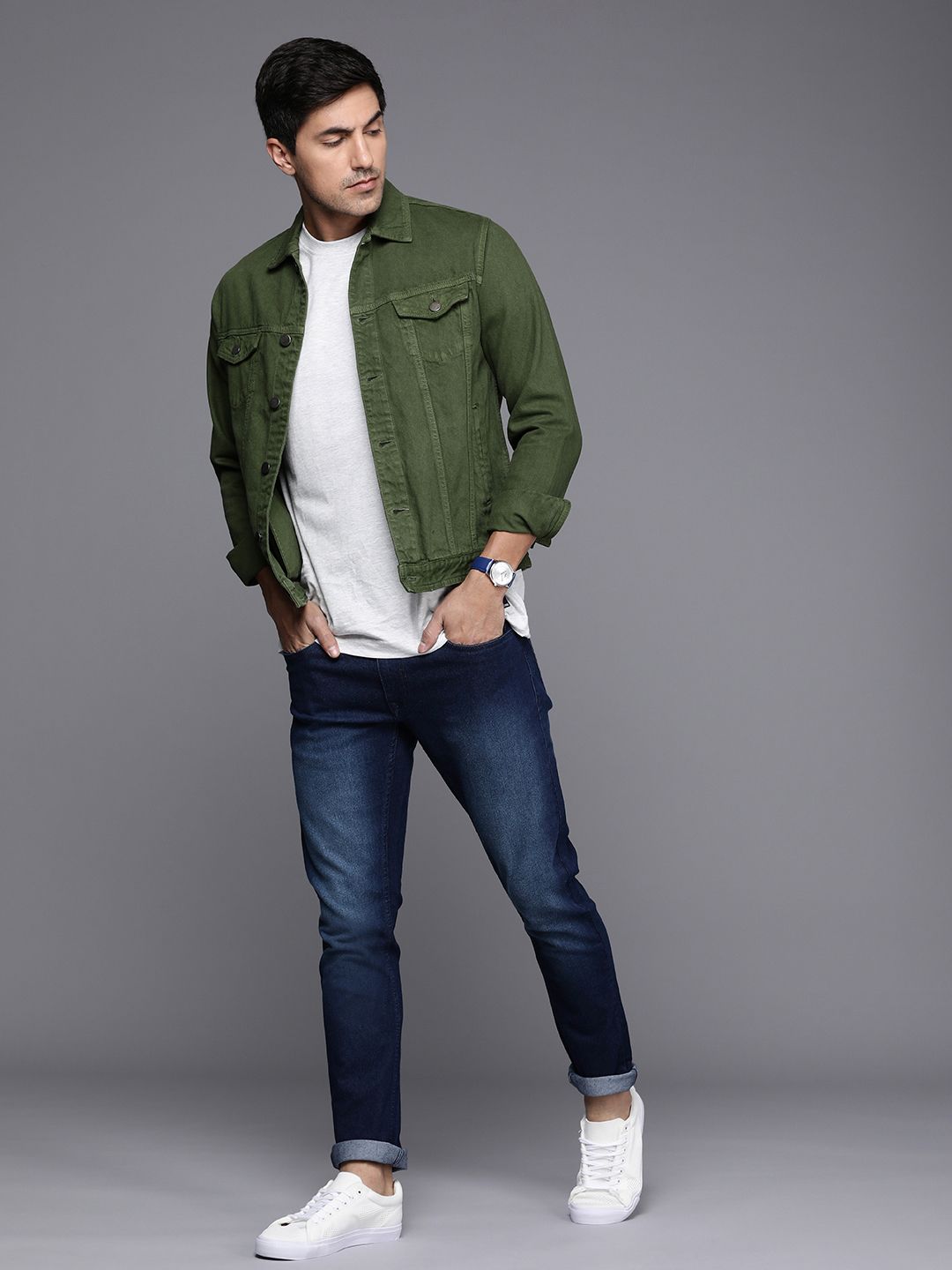 Faded Slim Fit Mid-Rise Blue Jeans