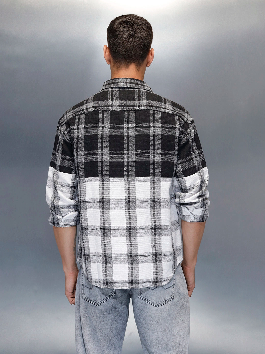 Men's Casual Oversized Fit Checkered Pattern Shirt | Black – Wrogn