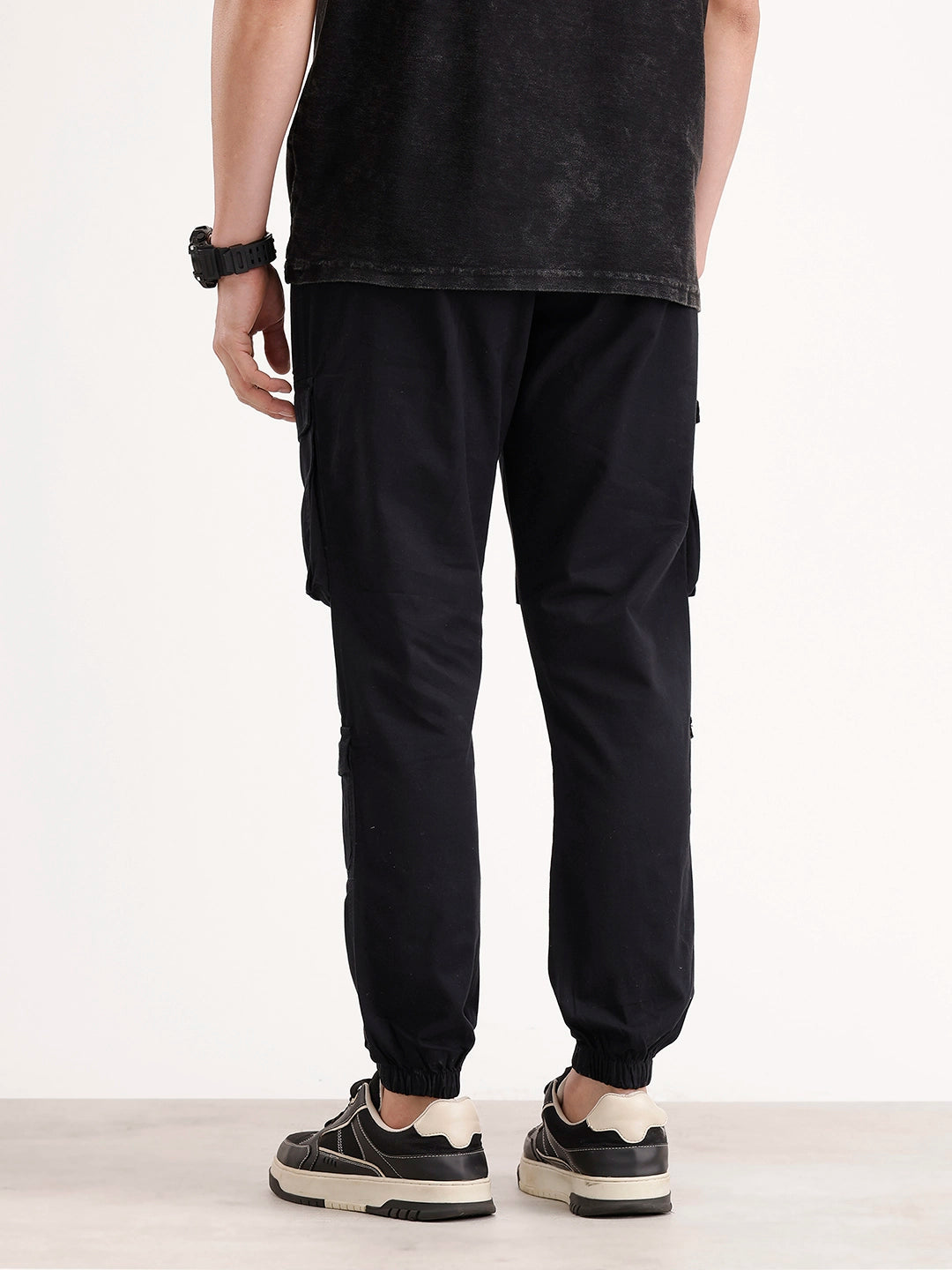 Classic Relaxed Fit Cargo Joggers | Black