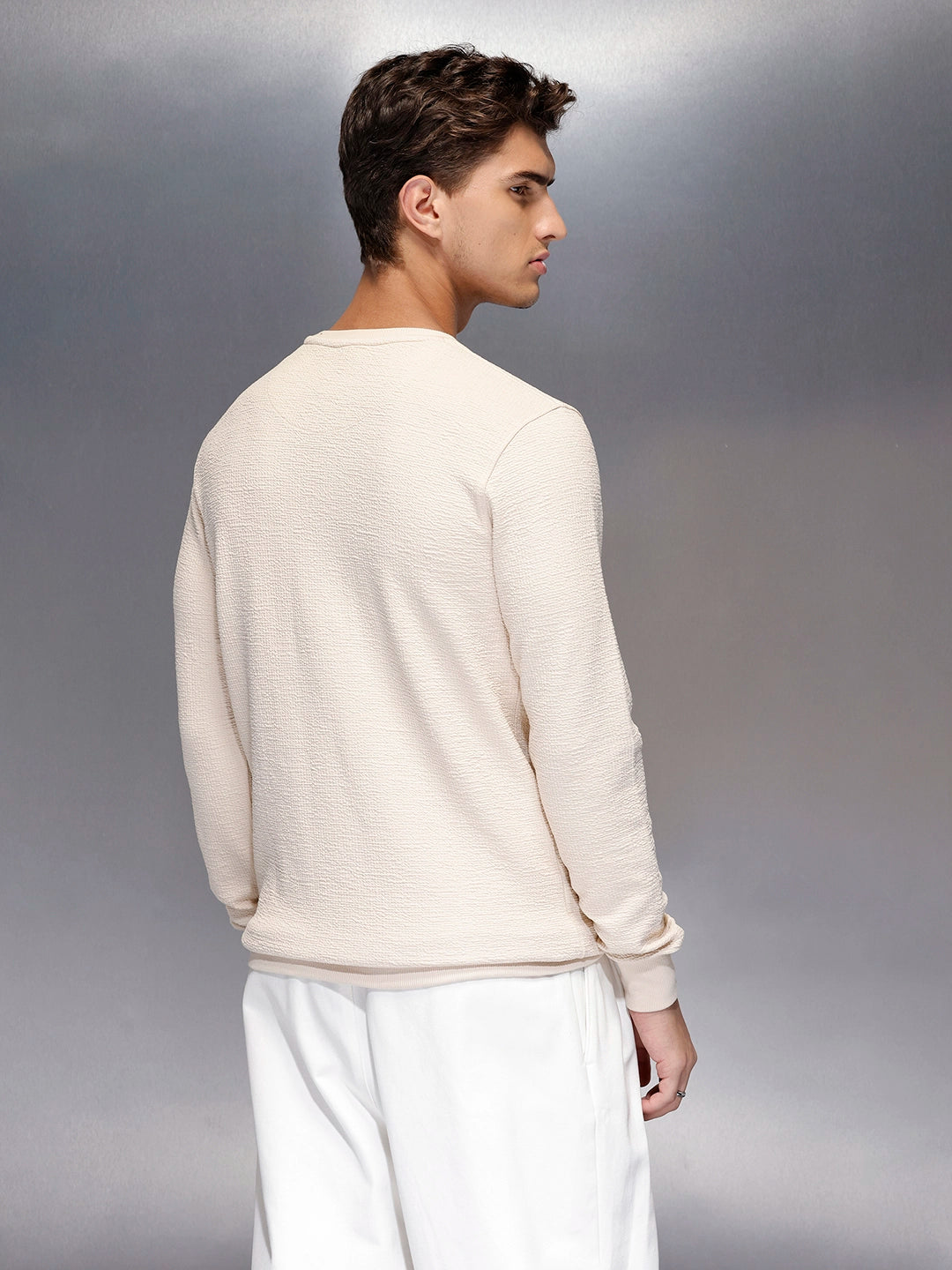 Men’s textured crew neck tshirt | Beige