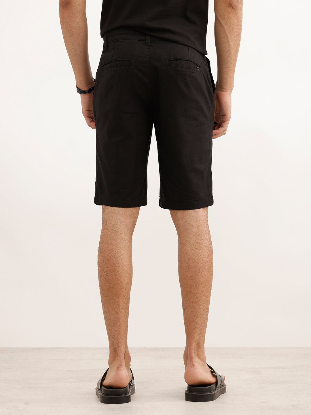 Classic Solid Slim Fit Pleated Shorts | Black