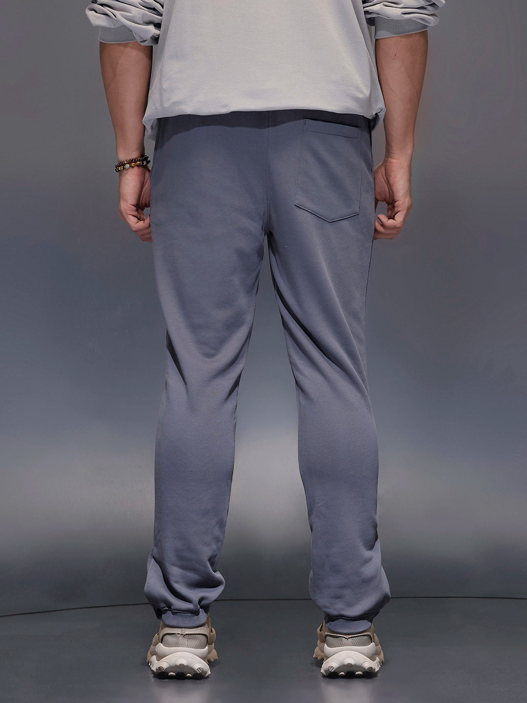 Men’s Minimal Straight Fit knit jogger | Dark Grey