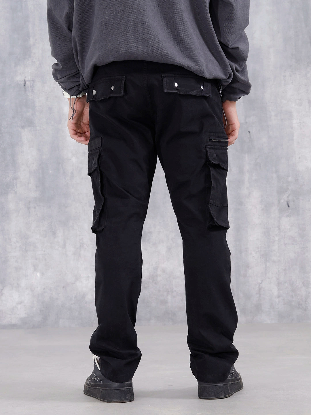 Straight Fit Cotton Twill Utility Trousers With Snap Pockets | Black