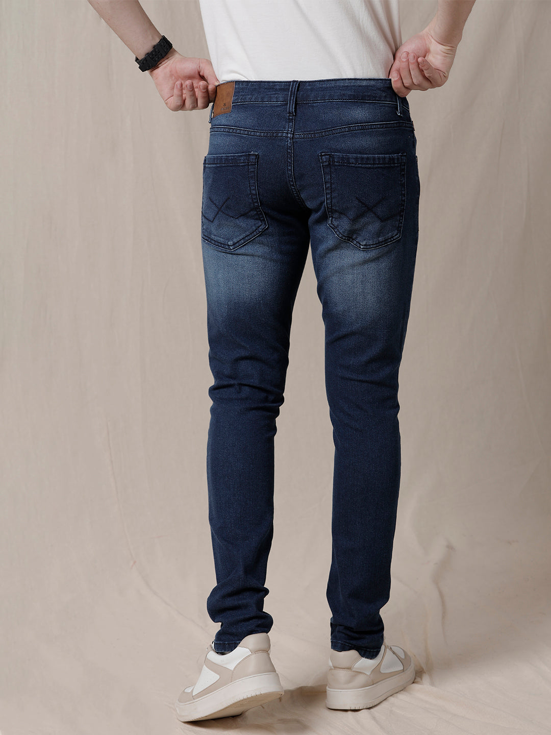 Distressed Trend Slim-Fit Jeans