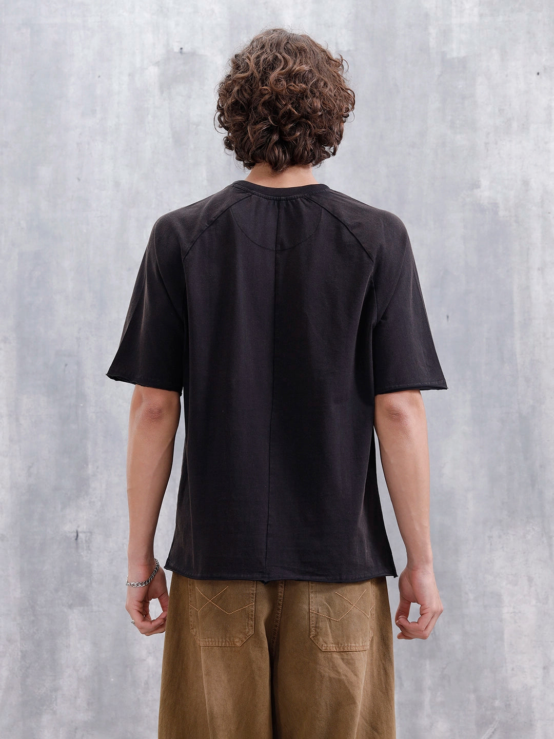 Men Casual Oversized Fit Tshirt With Applique Patch | Black