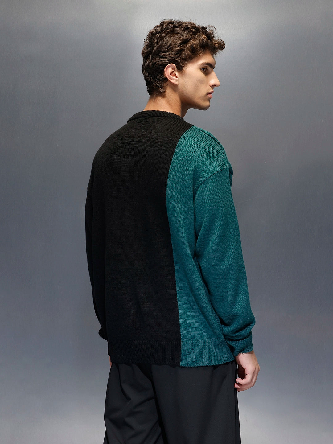 Men's Slim Fit Cable Knit Colorblocked Sweater  |  Black