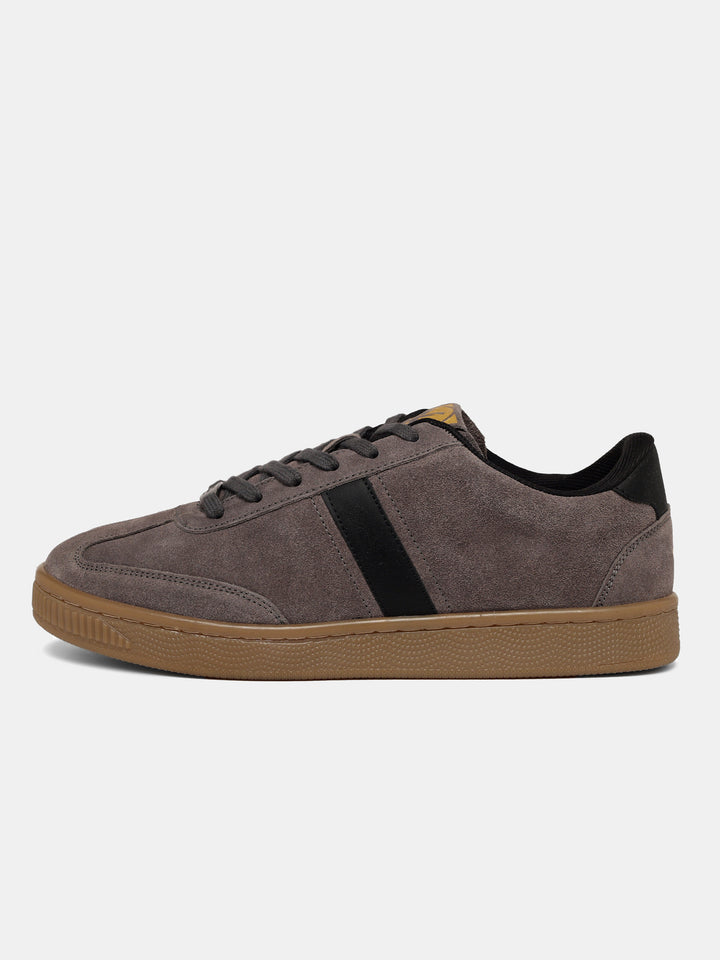 Sneakers  |  Gimlet Ash