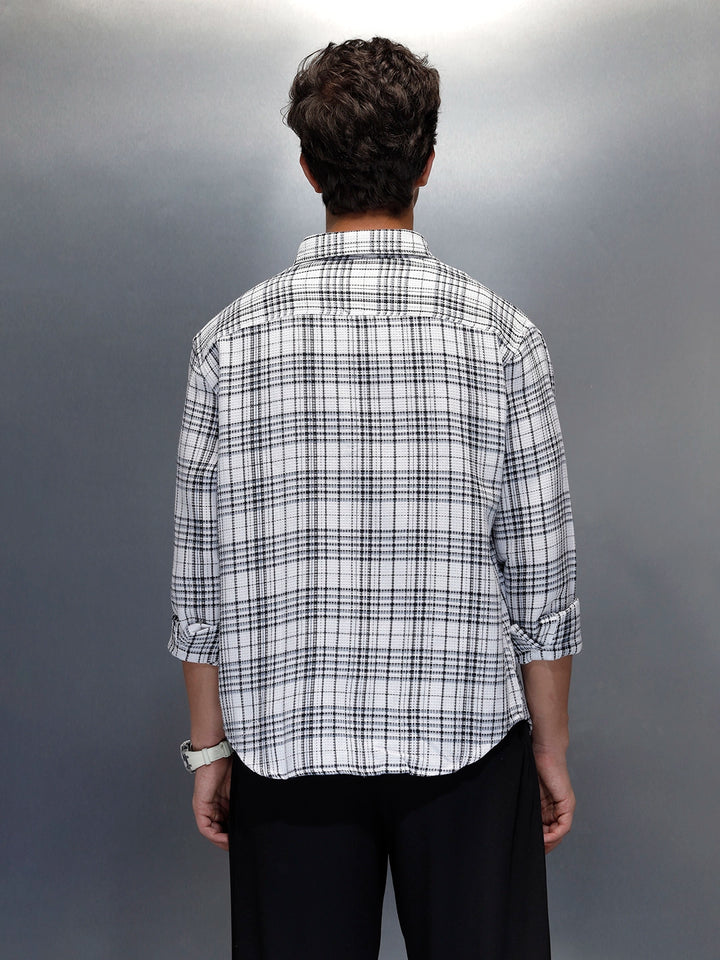 Wrogn Men's Checkered Double Pocket Casual Shirt | White