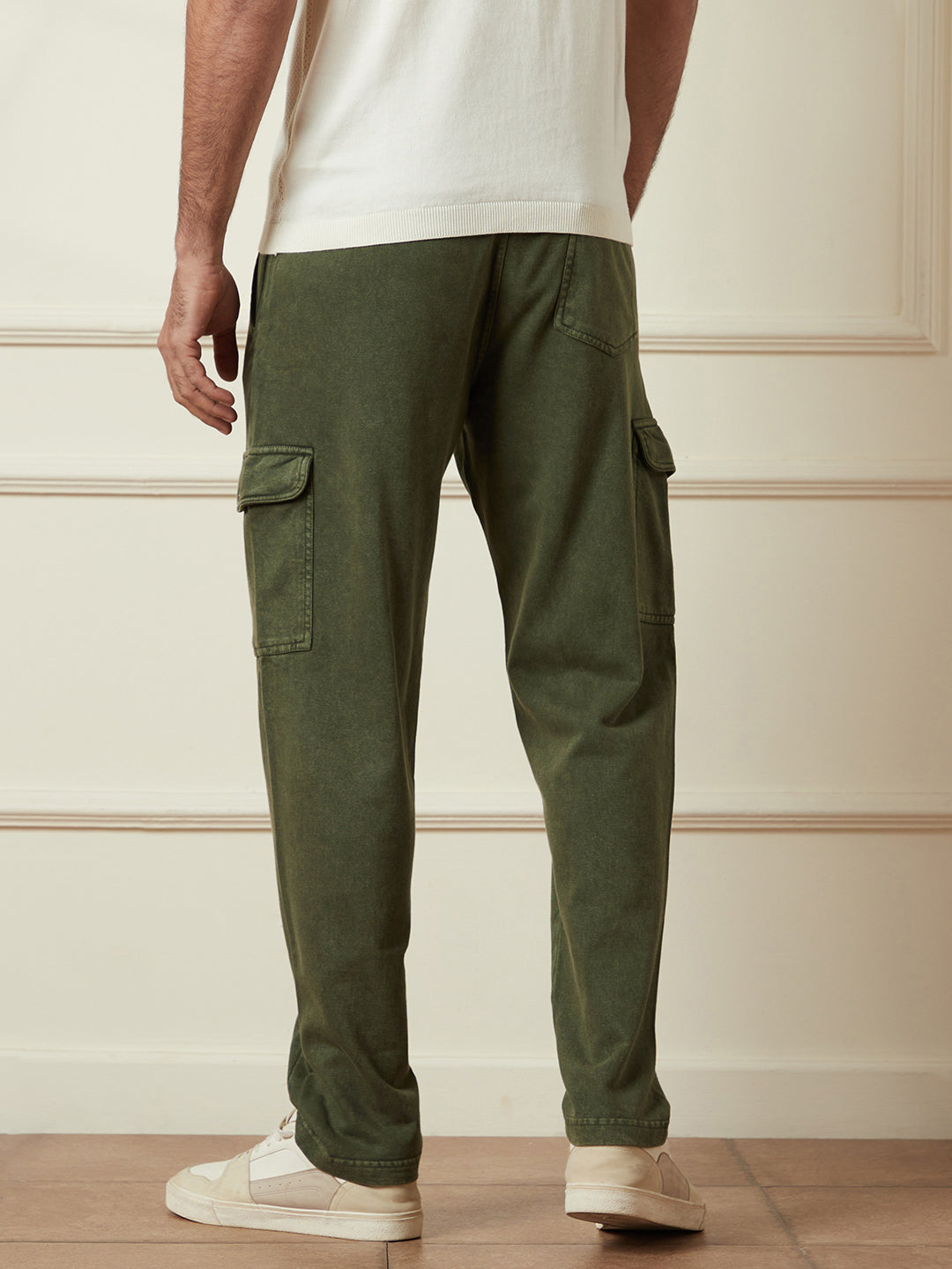 Classic Relaxed Fit Joggers in Olive