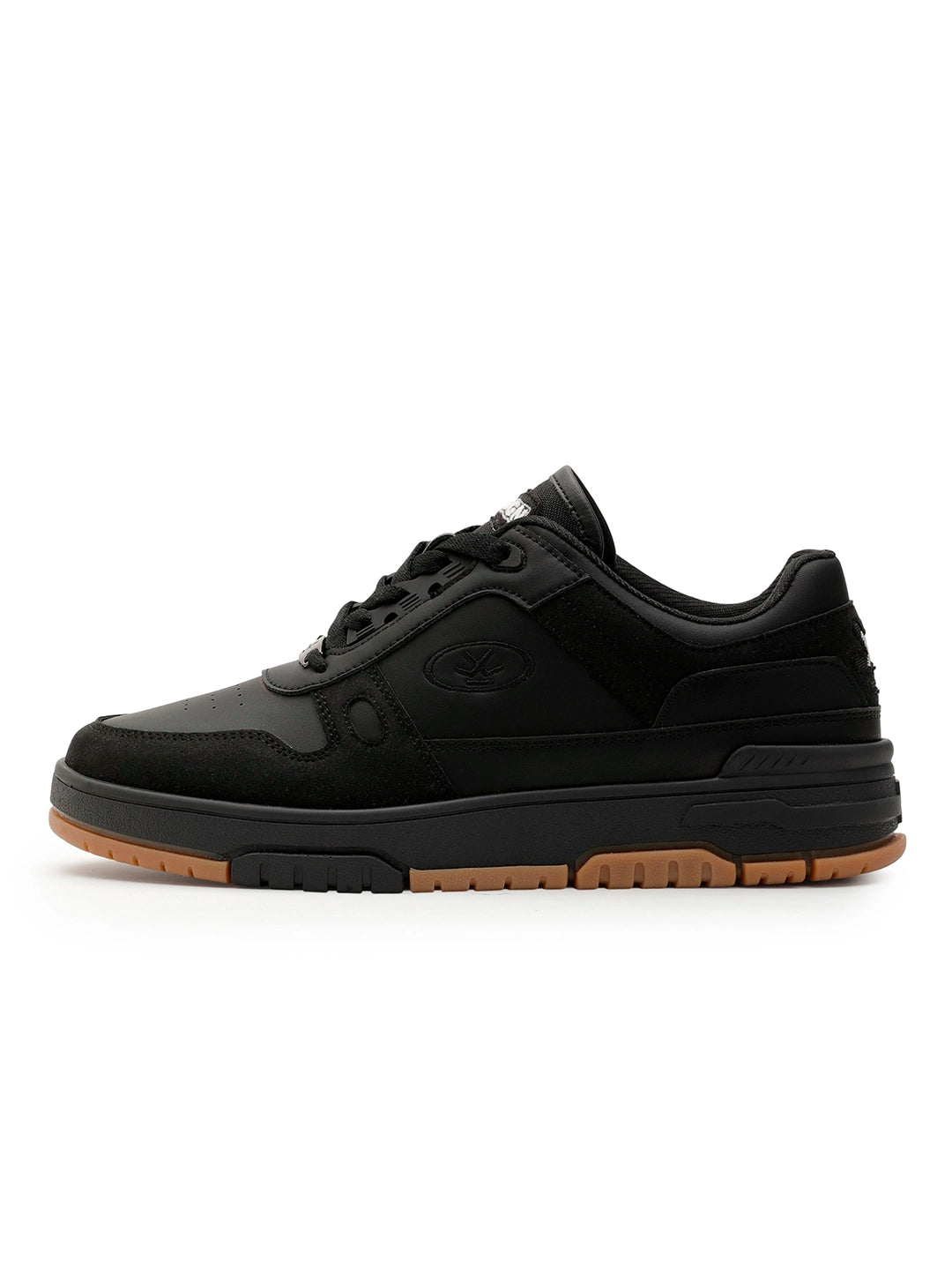 Sneakers  |  Greyhound Apex