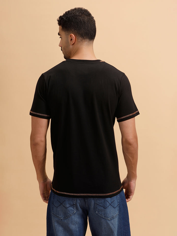 Stitch Detail Short Sleeve T-Shirt | Black