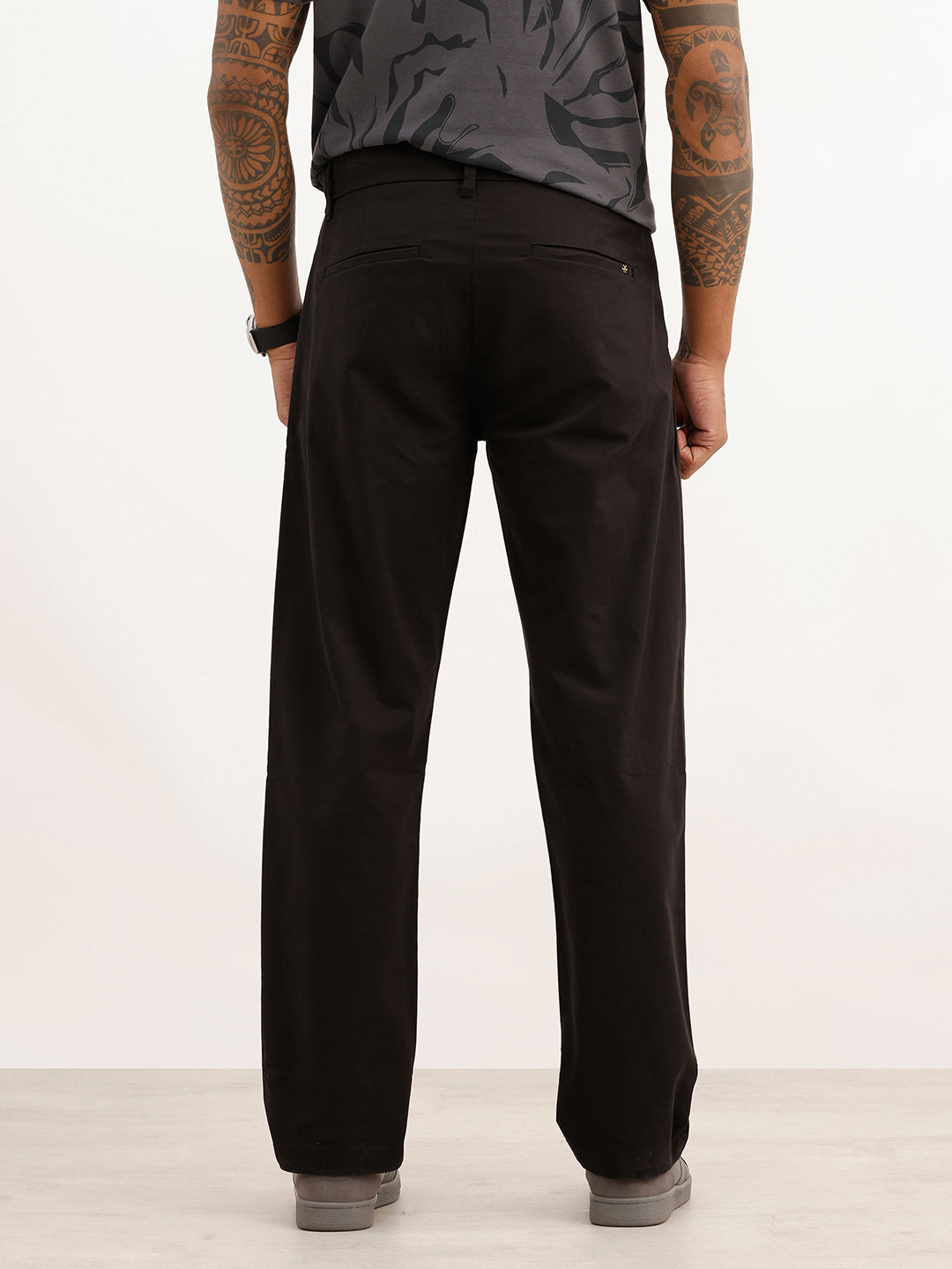 Solid Anti Fit Double Pleated Trouser | Black