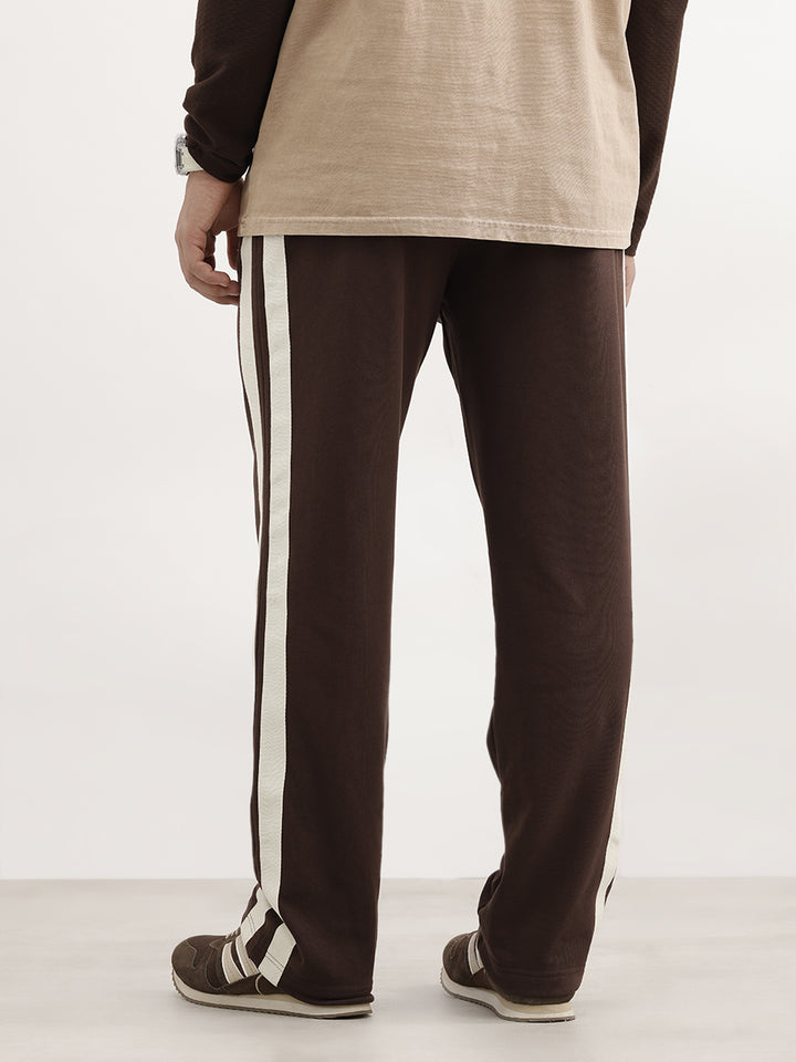 Relaxed Fit Single Double Strip Jogger | Brown