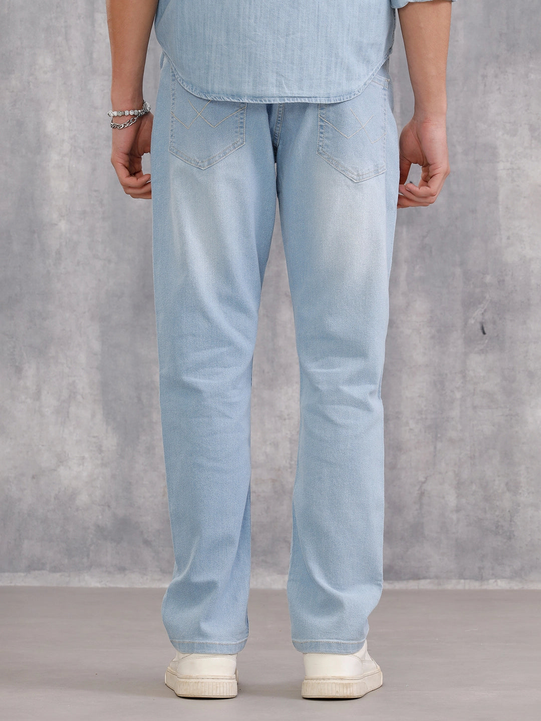 Heavy Washed Relaxed Fit Jeans I Light Blue
