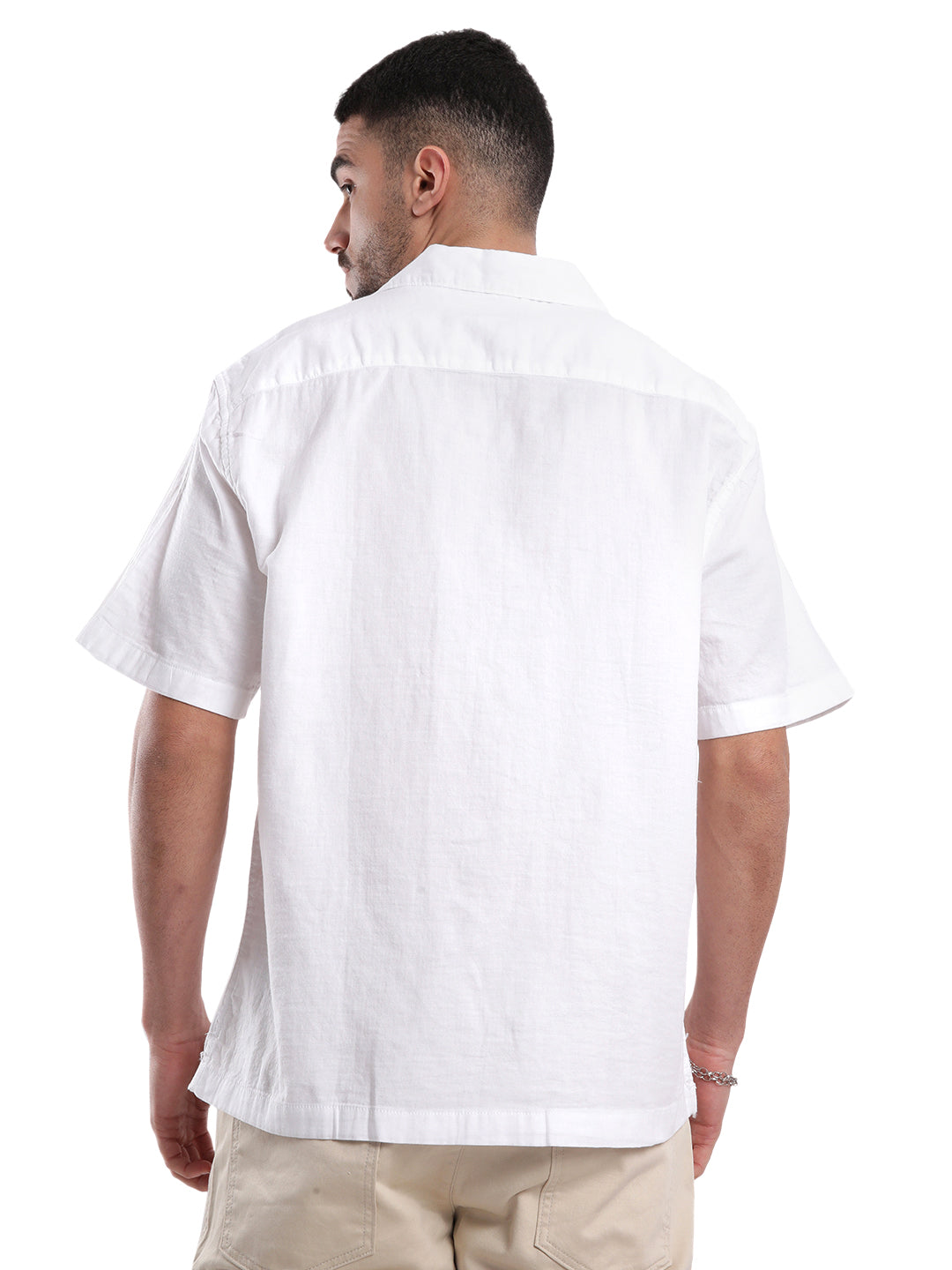 Classic White Resort Collar Double Pocket Shirt