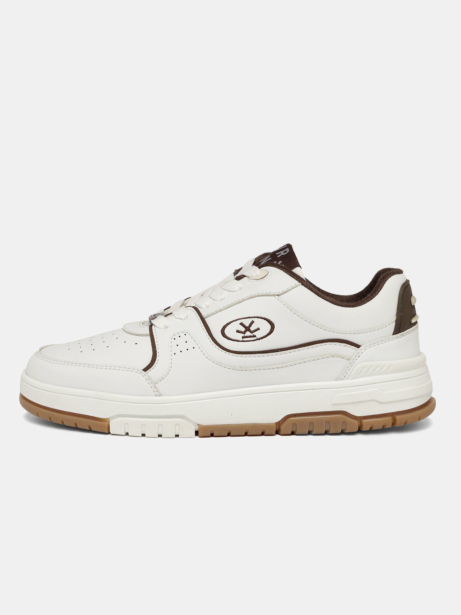 Sneakers  |  Greyhound Toast