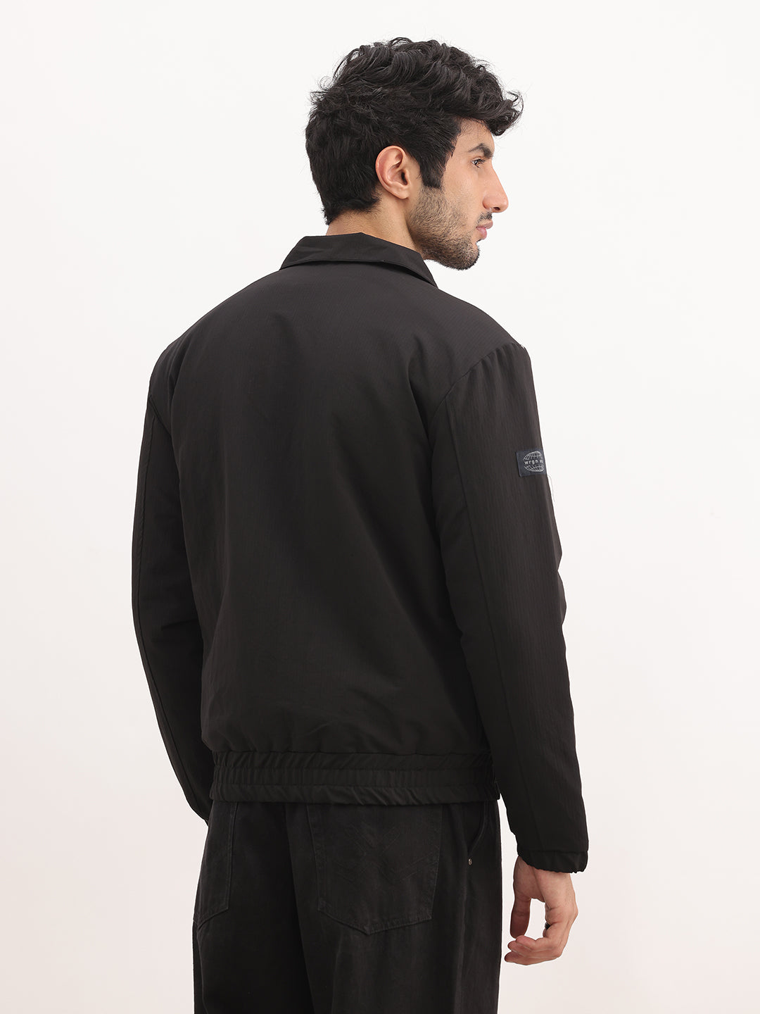 Solid Comfort Fit Puffer Jacket | Black