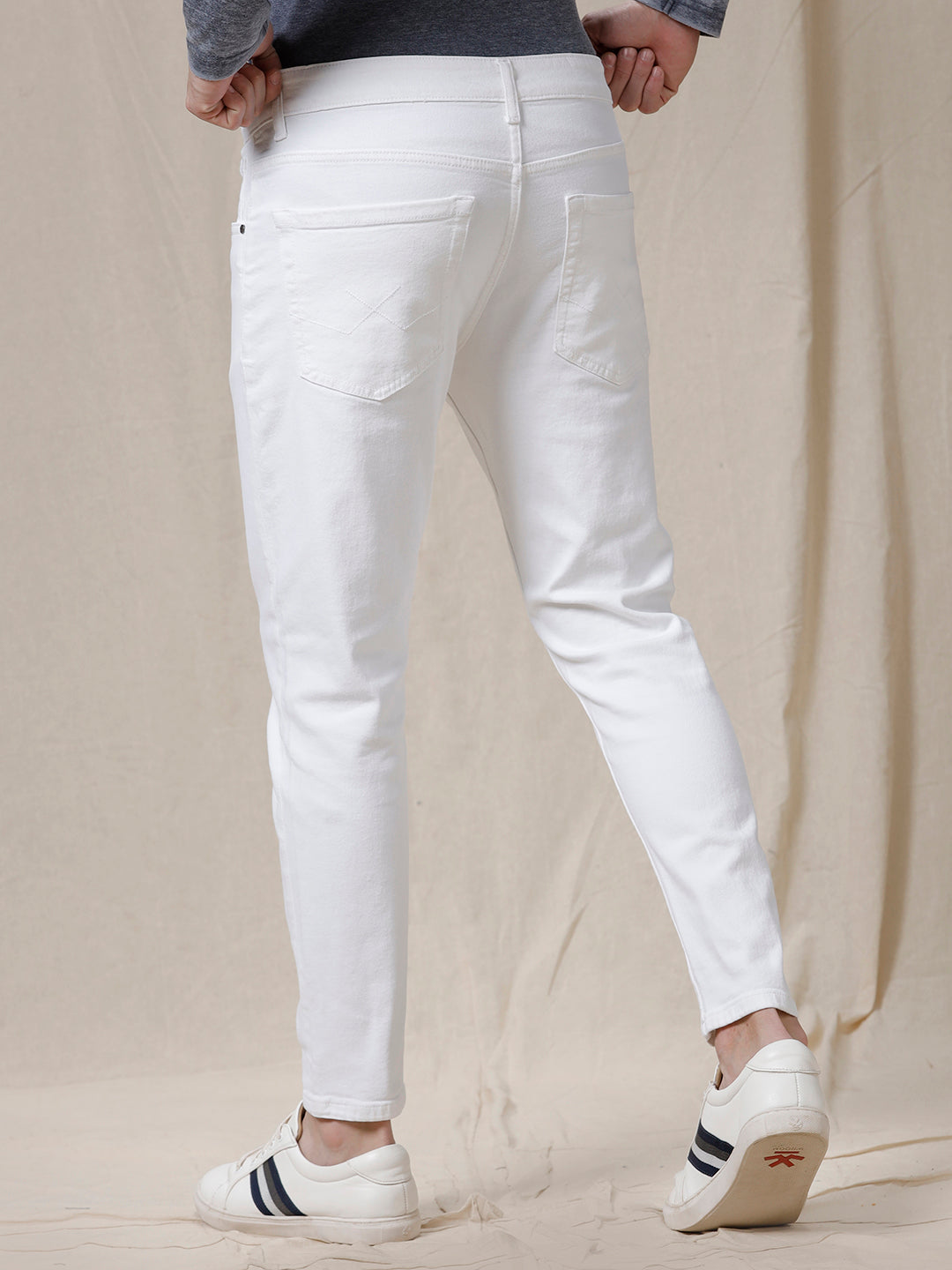 White Cropped Basic Jeans