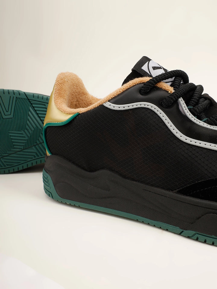 Sneakers | Manhattan Sonic