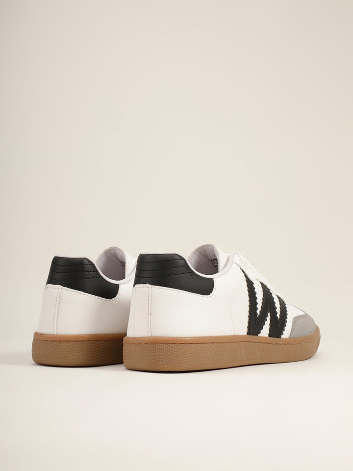 Sneakers | Sazerac Mistedge