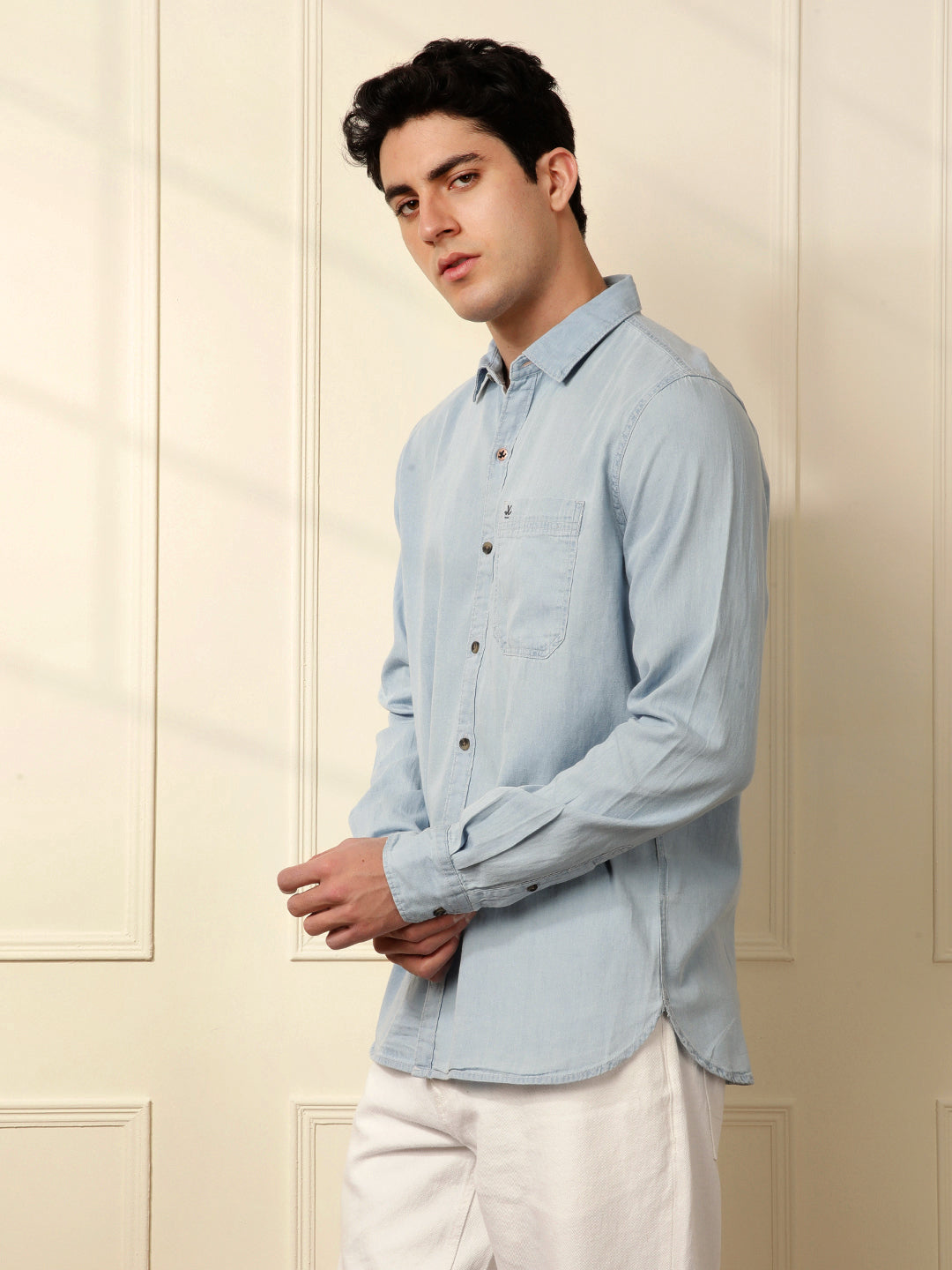 Casual Slim Fit Shirt in Blue
